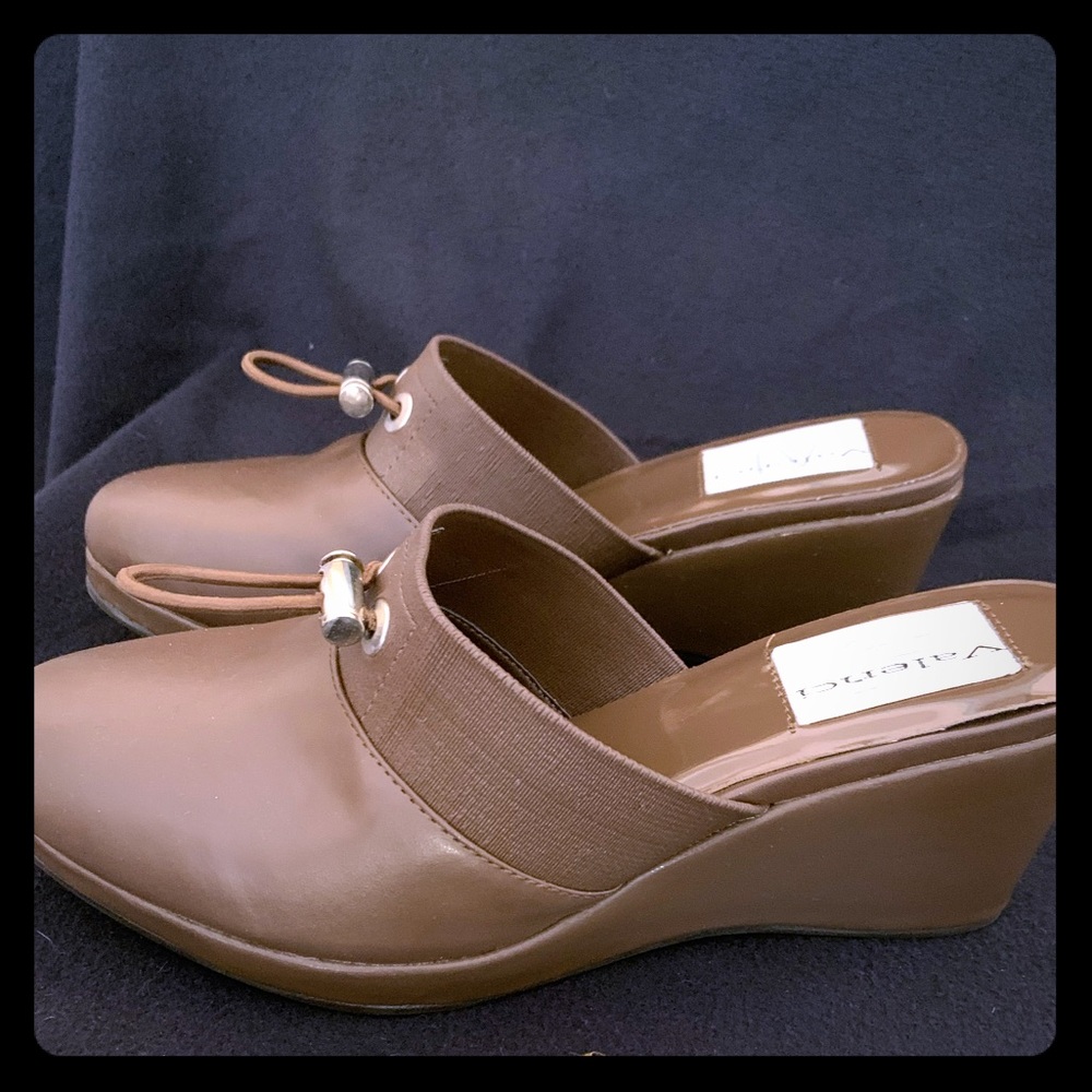 Leather Clogs